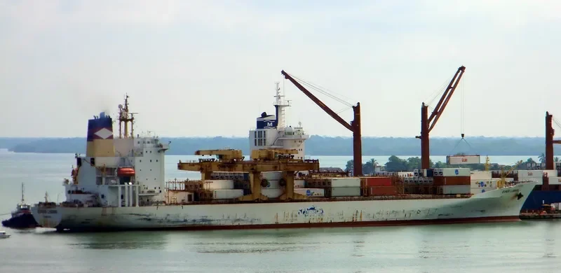EURUS LISBON Container Ship IMO 8902400 photo 3