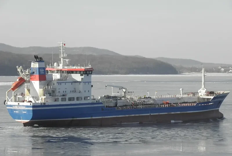 ZALIV NAKHODKA Tanker IMO 8906951 photo 4