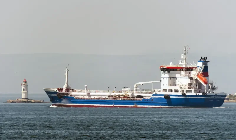 ZALIV NAKHODKA Tanker IMO 8906951 photo 7