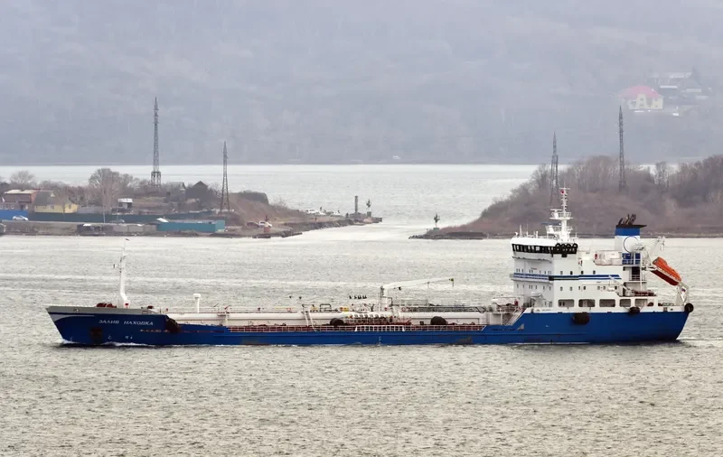 ZALIV NAKHODKA Tanker IMO 8906951 photo 9