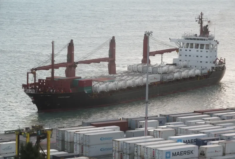 KOKOPO CHIEF Container Ship IMO 8907412 photo 3