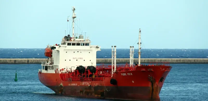 ORYX TRADER Tanker IMO 8910598 photo 7