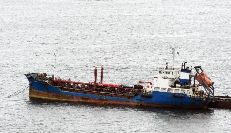 BRAMS Tanker IMO 8910794 photo 2
