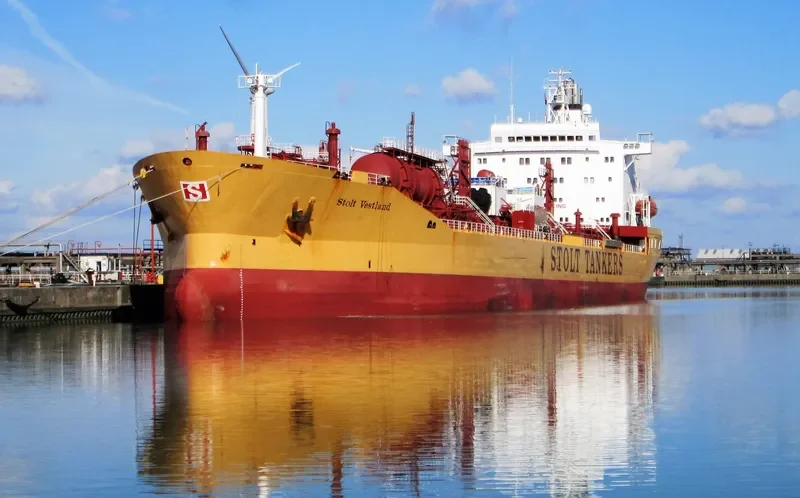 STOLT VESTLAND Tanker IMO 8911669 photo 3