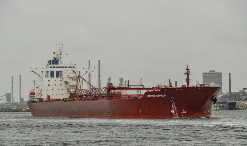 YEOMAN BONTRUP Bulk Carrier IMO 8912297 photo 6