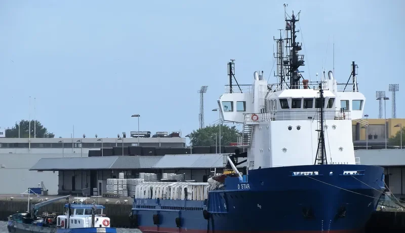 D STAR Offshore Vessel IMO 8912352 photo 2