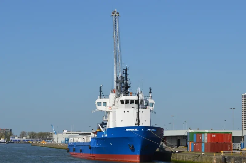 D STAR Offshore Vessel IMO 8912352 photo 10