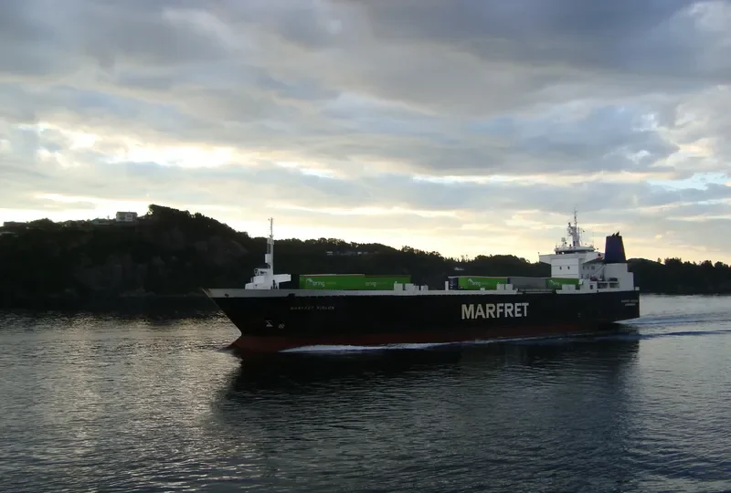 MARFRET NIOLON Ro-Ro IMO 8912388 photo 8
