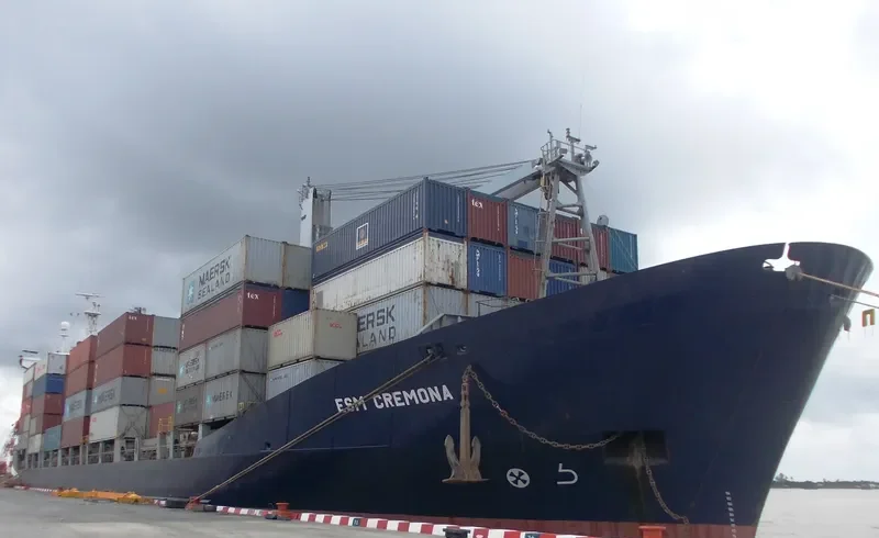 ESM CREMONA Container Ship IMO 8912742 photo 4