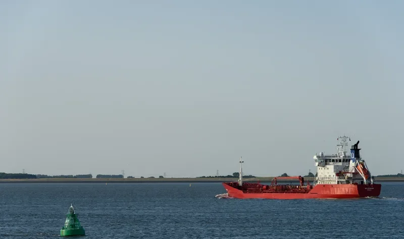 KEY FJORD Tanker IMO 8913708 photo 2