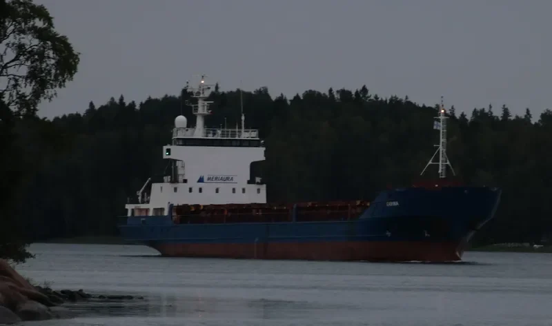 SARA EXPRESS General Cargo IMO 8914142 photo 8