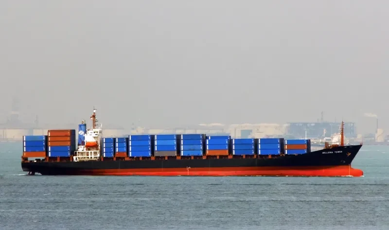 MERATUS MEDAN 3 Container Ship IMO 8914269 photo 2