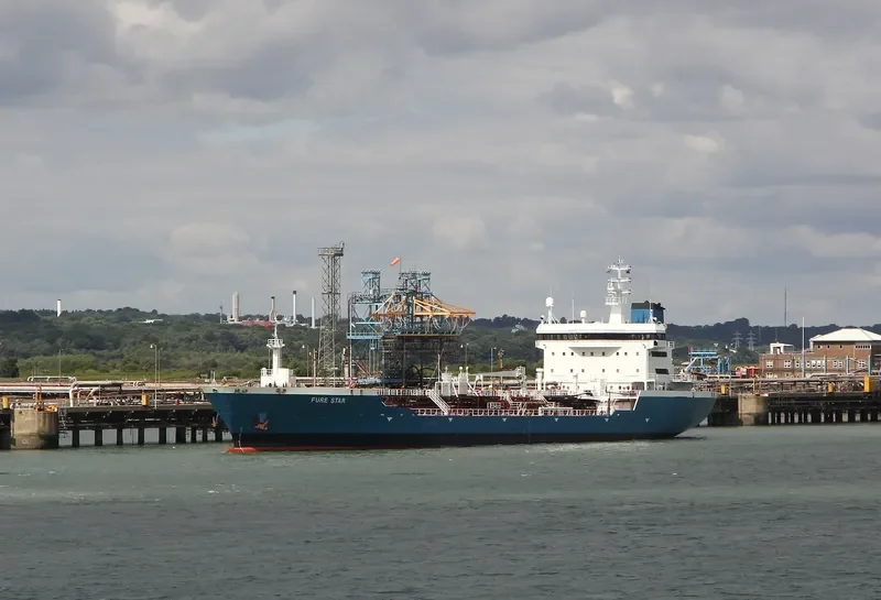 STAR TAURUS Tanker IMO 8914829 photo 9