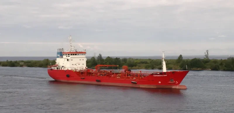 GAZPROMNEFT NORD Tanker IMO 8915550 photo 6