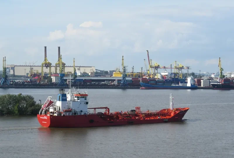 GAZPROMNEFT NORD Tanker IMO 8915550 photo 7