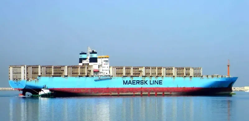 CASHEL Container Ship IMO 8915665 photo 7