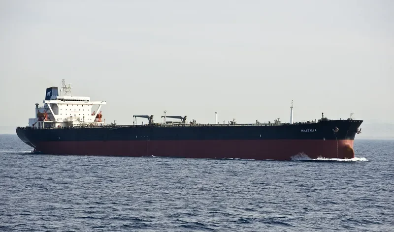 DEZ Tanker IMO 8915809 photo 2