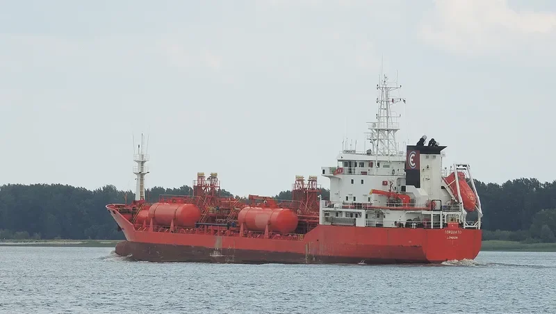 NARLICA Tanker IMO 8916499 photo 4