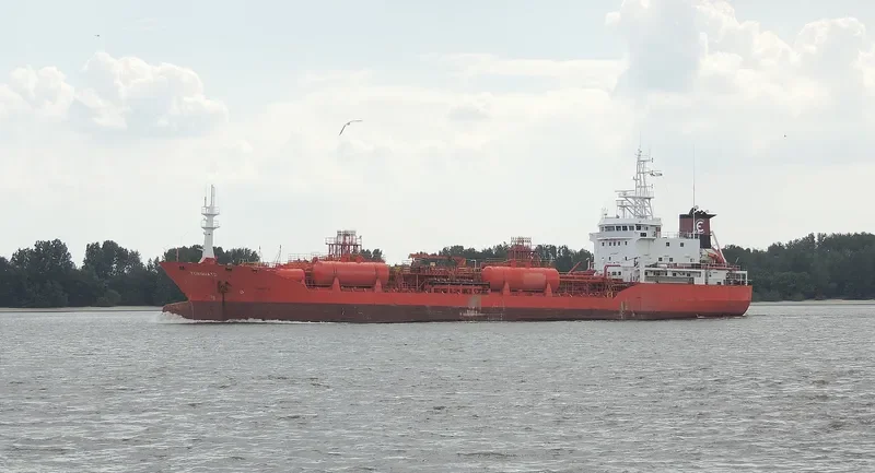 NARLICA Tanker IMO 8916499 photo 6
