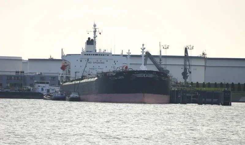 TABUK Tanker IMO 8917467 photo 5