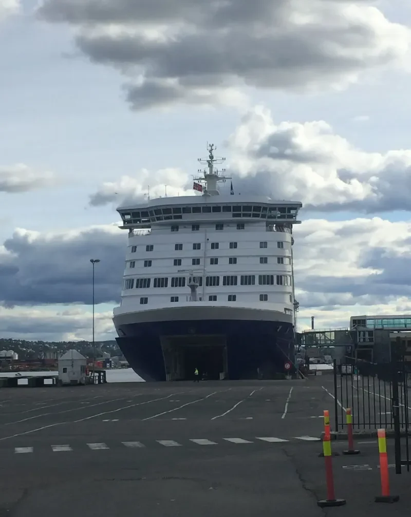 CROWN SEAWAYS Ro-Ro IMO 8917613 photo 5