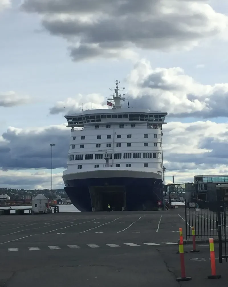 CROWN SEAWAYS Ro-Ro IMO 8917613 photo 7