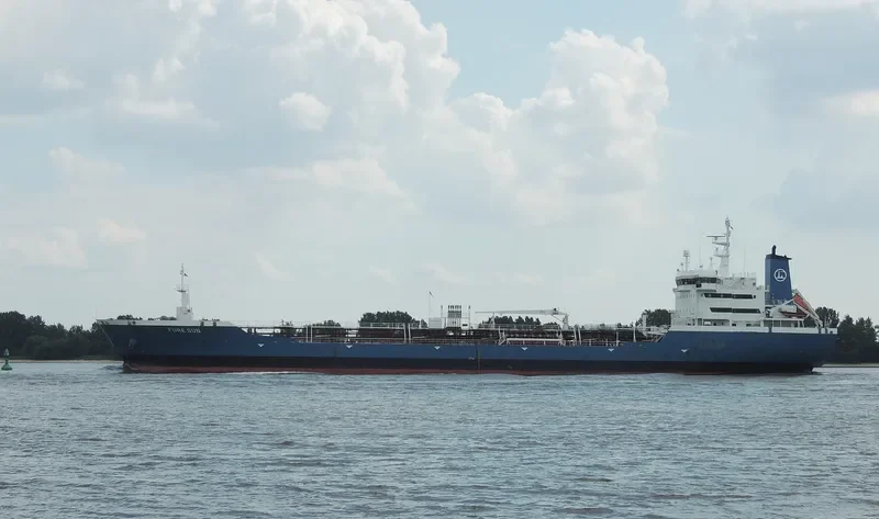 WESLEY Tanker IMO 8917924 photo 3