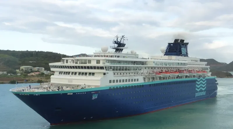 THE ZENITH Passenger Ship IMO 8918136 photo 6