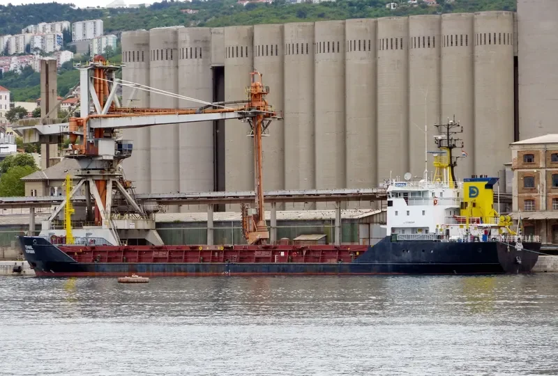 IZMAIL General Cargo IMO 8918344