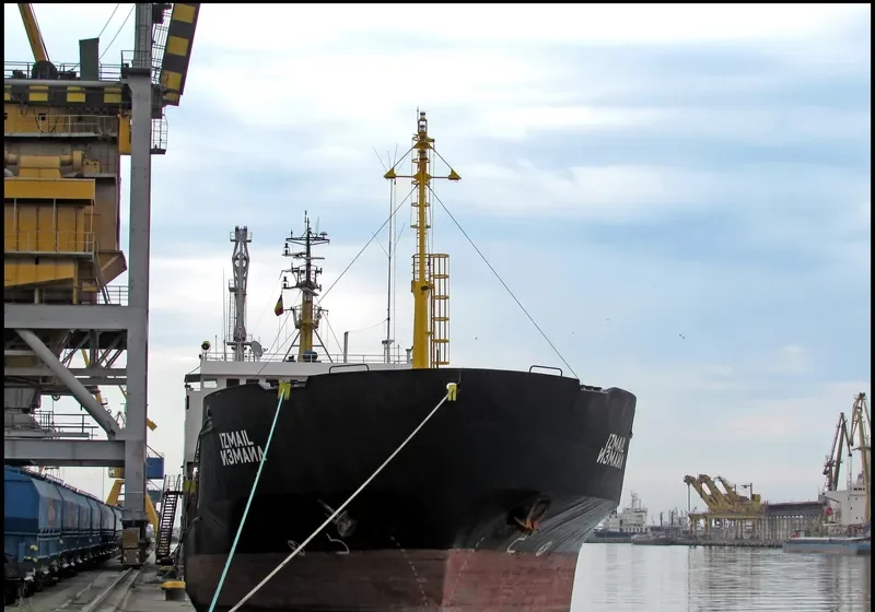 IZMAIL General Cargo IMO 8918344 photo 5