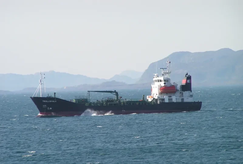 BERGEN T General Cargo IMO 8918540 photo 9