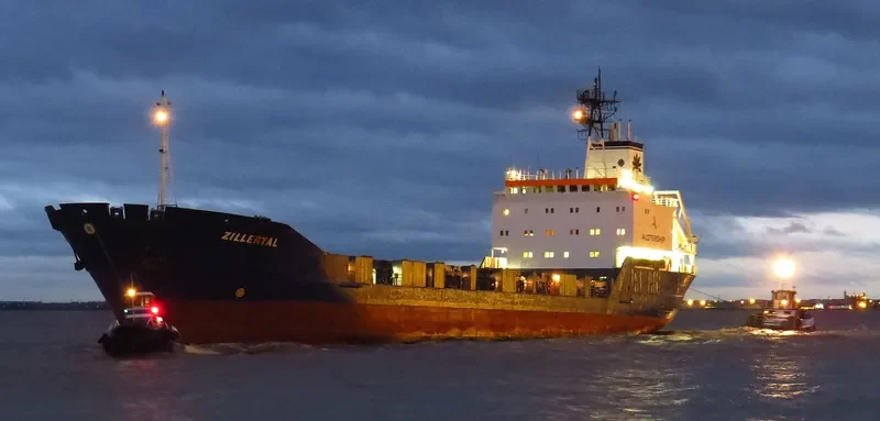 LADY KHADIJA Container Ship IMO 8918734 photo 2