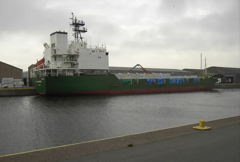 H.E.F.EXPRESS General Cargo IMO 8918796 photo 10