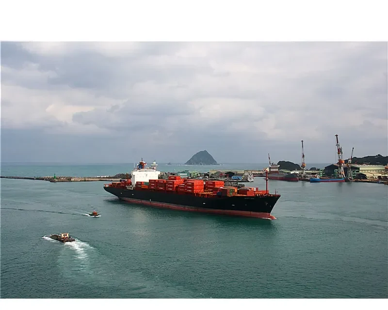 SANTA CRUZ Container Ship IMO 8918825 photo 4