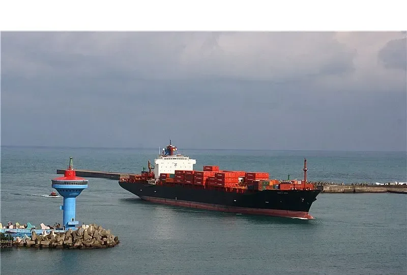 SANTA CRUZ Container Ship IMO 8918825 photo 10
