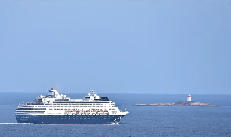 VASCO DA GAMA Passenger Ship IMO 8919245 photo 8