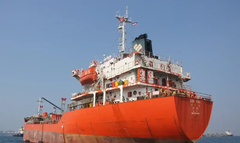 JIN MAN RONG Tanker IMO 8919881 photo 2