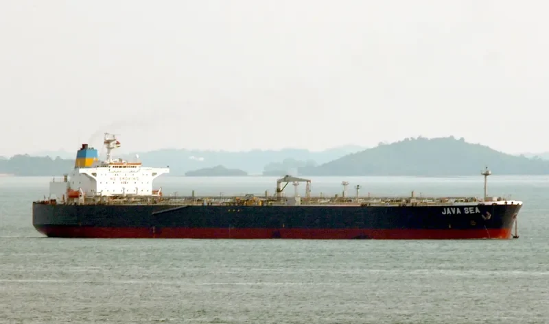 JAVA SEA Tanker IMO 8920218 photo 3