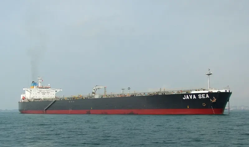 JAVA SEA Tanker IMO 8920218 photo 4