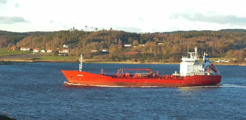 MELA ROSSA Tanker IMO 8920282