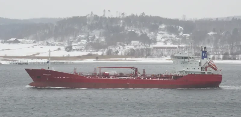MELA ROSSA Tanker IMO 8920282 photo 9