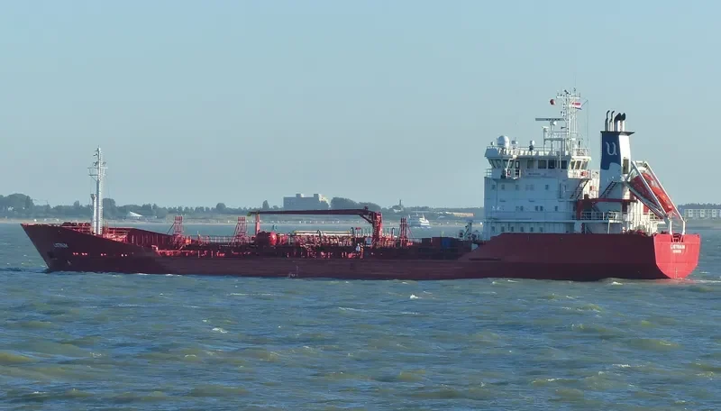 MELA ROSSA Tanker IMO 8920282 photo 10