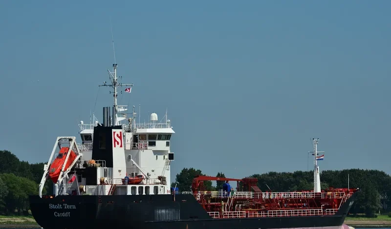 GLIER Tanker IMO 8920529 photo 7