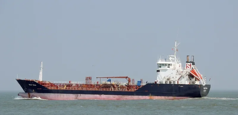 GLIER Tanker IMO 8920529 photo 9