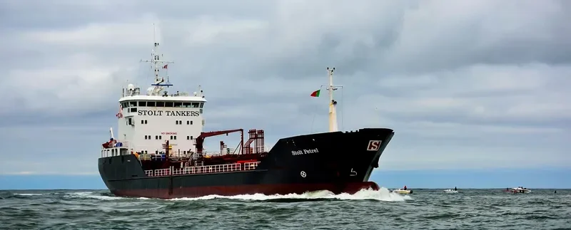 AMAZONIT Tanker IMO 8920543 photo 3