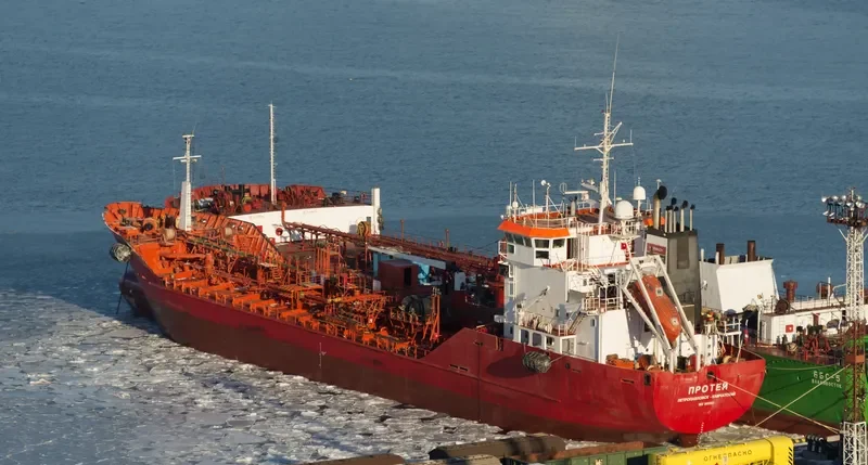 PROTEY Tanker IMO 8920555 photo 2
