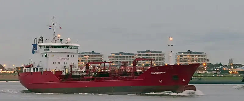 KEY SUND Tanker IMO 8920567 photo 3