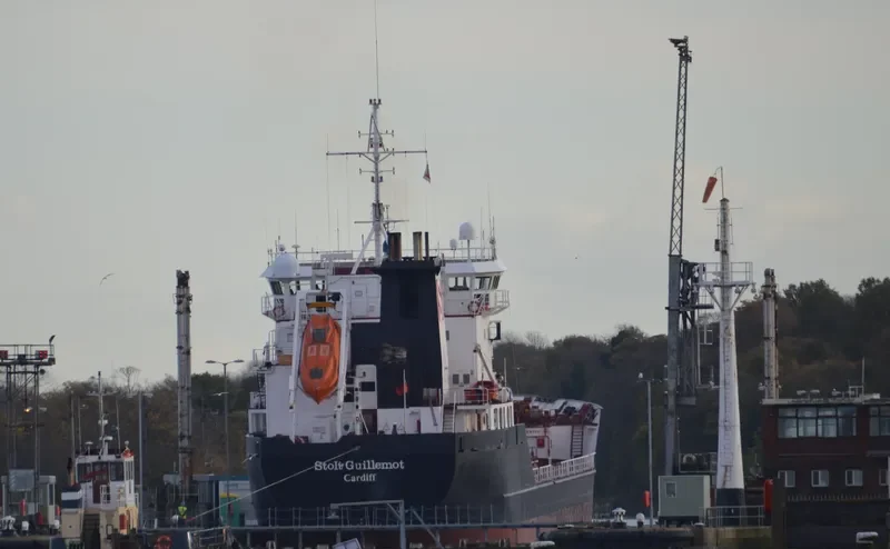 STOLT GUILLEMOT Tanker IMO 8920581 photo 8
