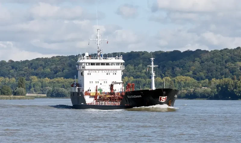 STOLT GUILLEMOT Tanker IMO 8920581 photo 10