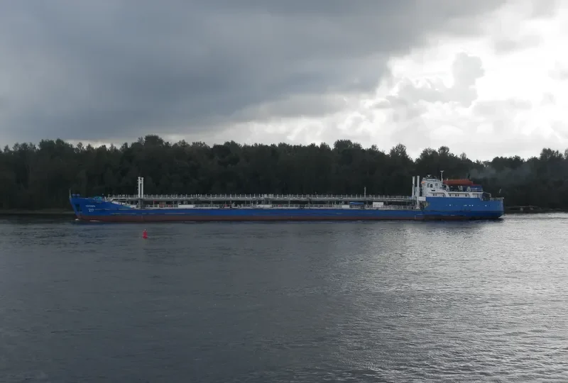 VOLGONEFT 217 Tanker IMO 8925414 photo 5